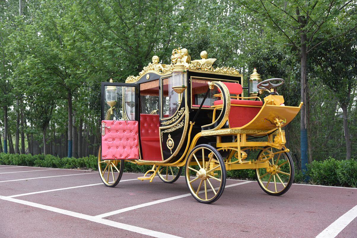 Royal horse carriage, jubilee diamond state coach carriage